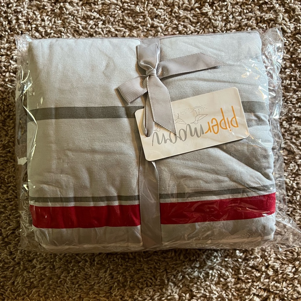 Pipermoon jumbo adult swaddle blanket